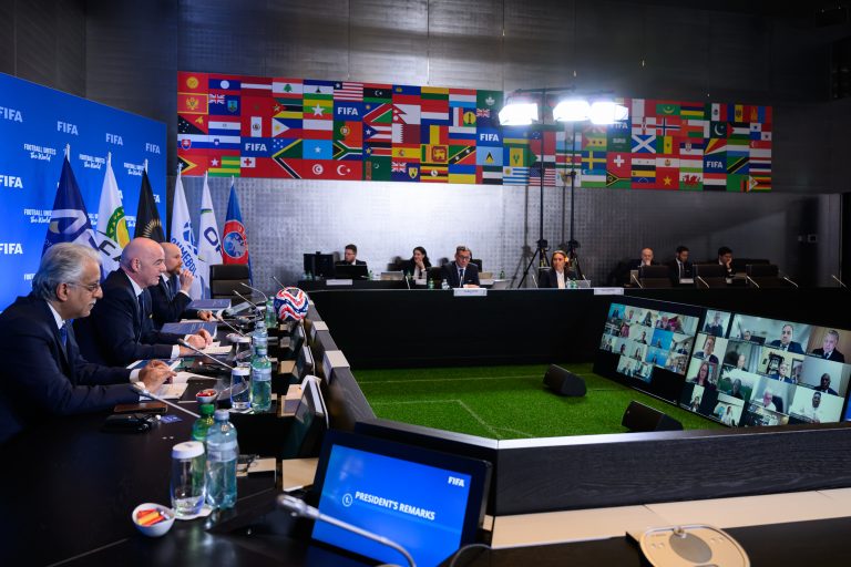 SUASANA pertemian Dewa FIFA. (Foto: FIFA Communications Division)