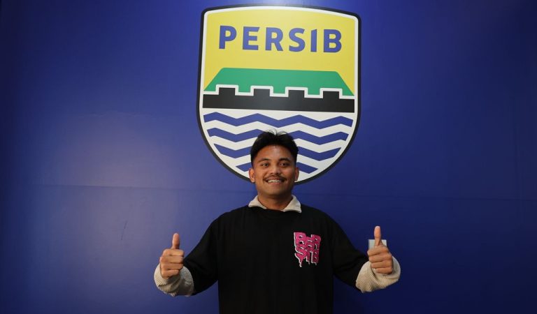 SAADIL Ramdani sudah memastikan perkuat Persib musim kompetisi BRI Liga 1 2025/2026. (Foto; persib.co.id)