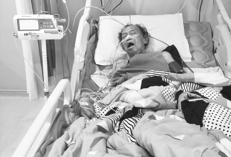 KONDISI terkini, Iie Sumirat yang terbaring di RS Hermina, Bandung. (Foto: PBSI Kota Bandung)