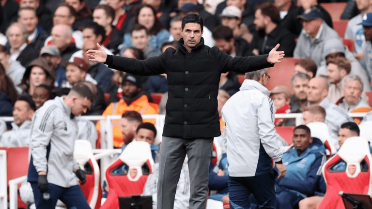 Mikel Arteta merayakan laga ke-300 sebagai manajer Arsenal dengan kemenangan atas West Ham United.