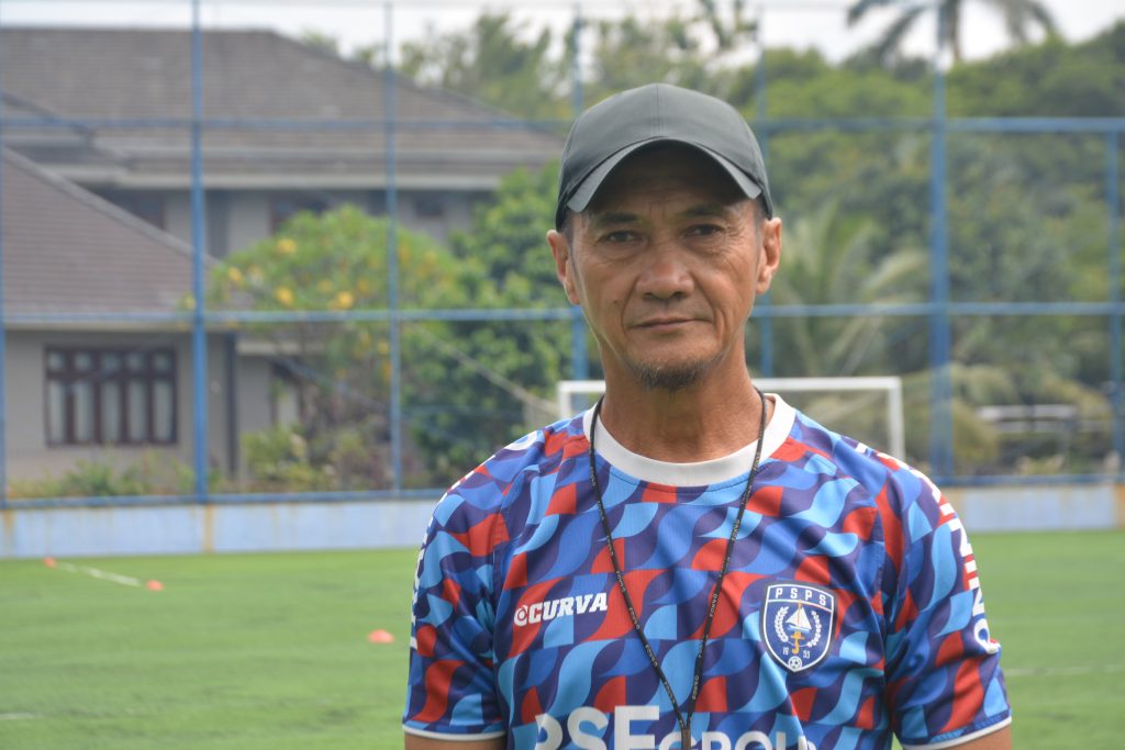 Pelatih EPA PSPS Pekanbaru, Roffi Sinaryo. (Foto: Irfan Sudrajat/G-Sports.id).