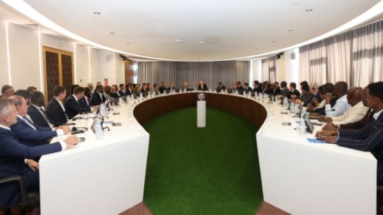 ILUSTRASI pertemuan antara FIFA dengan Form Konsultasi Pemain Profesional di Rabat. (Foto: FIFA Comunnications Division)